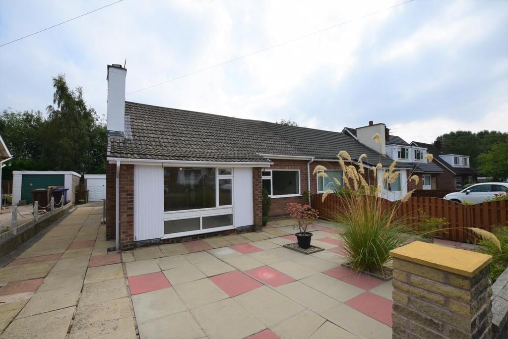 Minehead Avenue, Burnley 2 bed semidetached bungalow £160,000