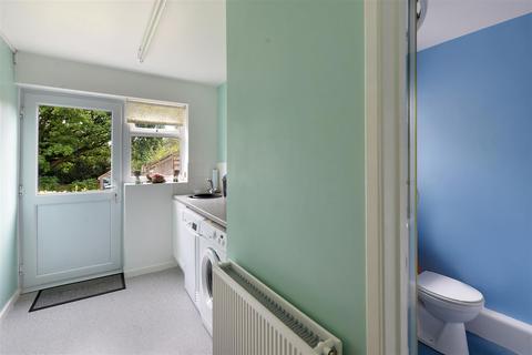 23 Chieveley Drive, Tunbridge Wells, TN2 5HG