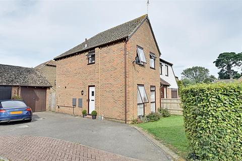 6 Sumner Close, Rolvenden, Cranbrook, TN17 4NW