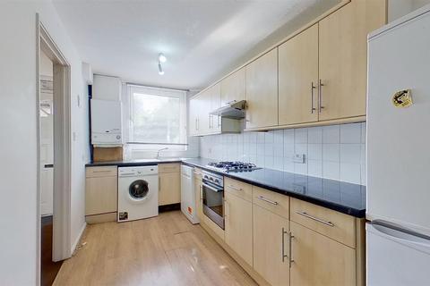 21 Willow Tree Close, London, SW18 3EL