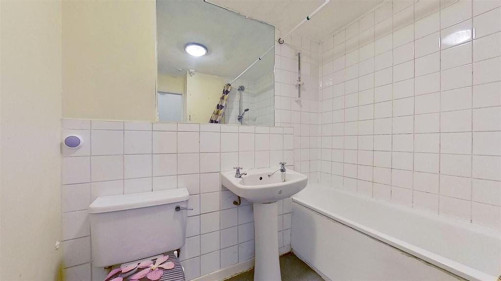 Willow-Tree-Close-Earlsfield-SW18-09062021 193808.