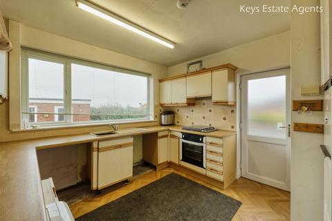 27 Bernard Grove, Stoke-on-trent, ST3 7NZ