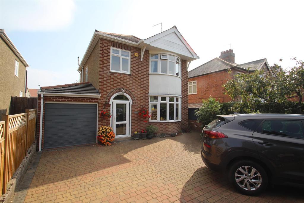 Mountsorrel Lane, Rothley, Leicester 3 bed detached house £380,000