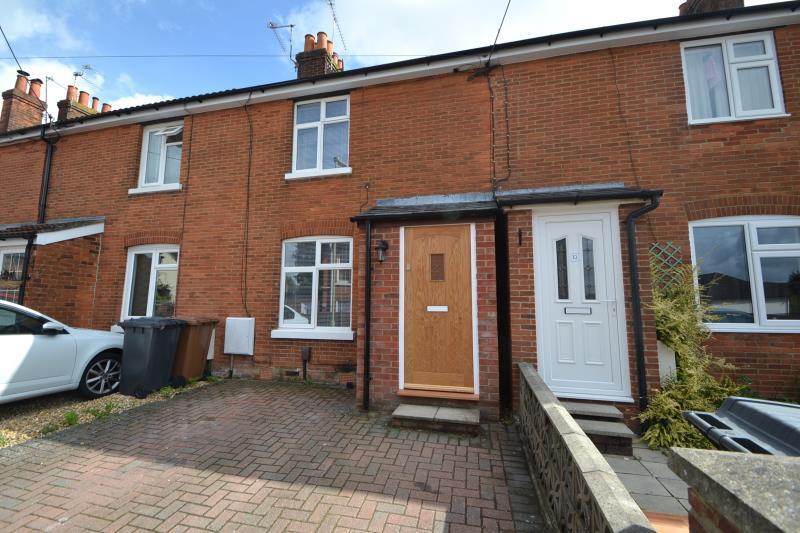 Eastfield Road, Andover, Hampshire, SP10 1HQ 2 bed terraced house £