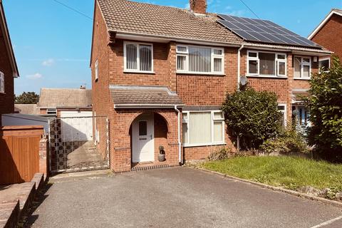 19 Quantock Drive, Nuneaton, CV10 8PU