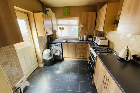 19 Quantock Drive, Nuneaton, CV10 8PU