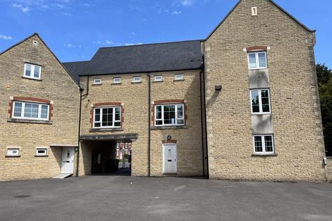 Office to rent, Tucker Close, Frome