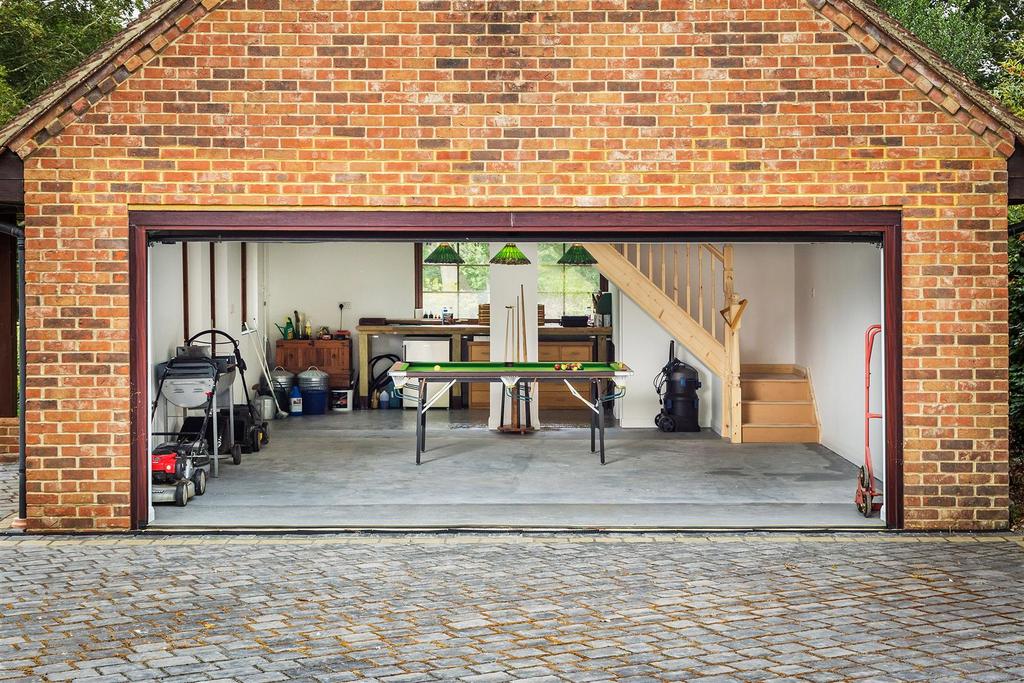 House. partnership West Chiltington