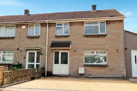 3 bedroom semi-detached house to rent, Cranmore View, Frome