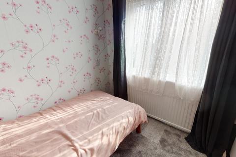 34 Tudor Road, Folkestone, CT19 4HJ
