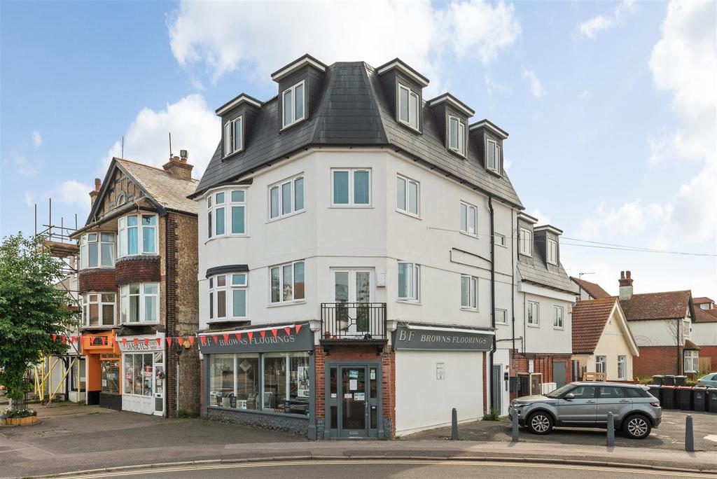 Tankerton House, Tankerton, Whitstable 1 bed flat £765 pcm (£177 pw)