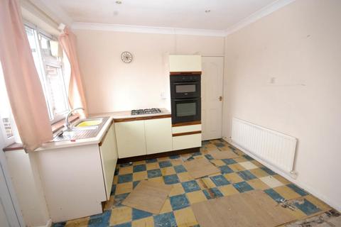 35 Briardene Drive, Gateshead, NE10 8AN