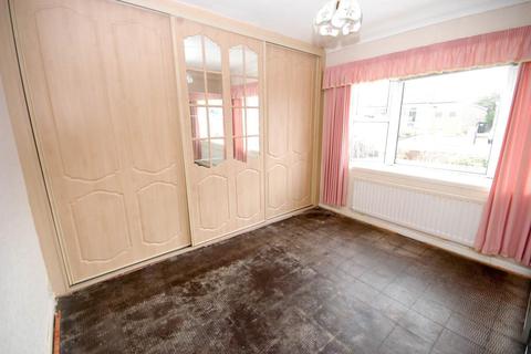 35 Briardene Drive, Gateshead, NE10 8AN