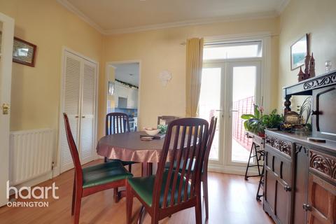 38 Perry Hall Road, Orpington, BR6 0HS