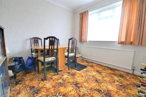 1 Dormans Close, Dormansland, Lingfield, RH7 6RL