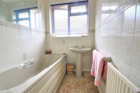 1 Dormans Close, Dormansland, Lingfield, RH7 6RL