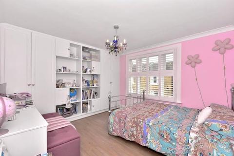 3 Princes Road, London, W13 9AS