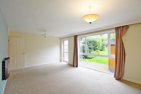16 Berrow Drive, Birmingham, B15 3UB