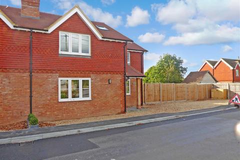 3 bedroom semi-detached house for sale - Dunsfold Road, Alfold, Surrey