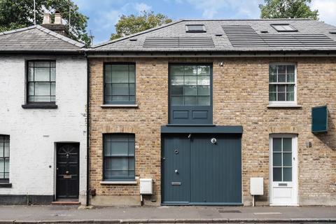 1c Upper Ham Road, Richmond, TW10 5LD