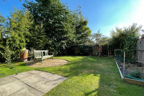 55 Batsmans Drive, Rushden, NN10 6EW
