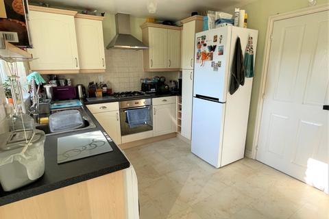 55 Batsmans Drive, Rushden, NN10 6EW