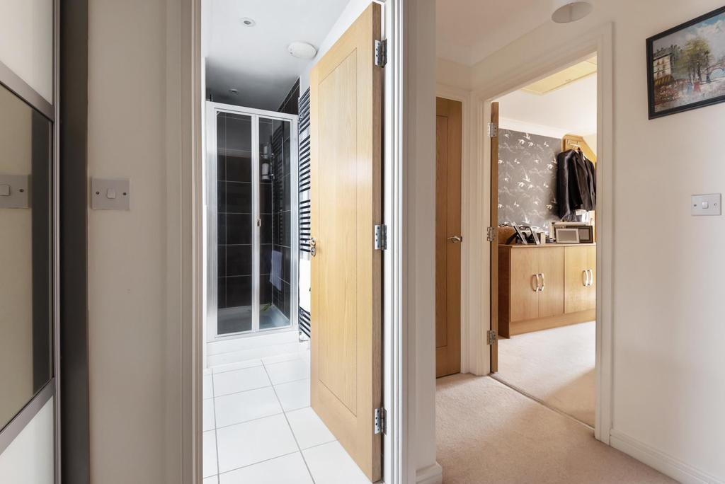 Dressing Room/En Sui
