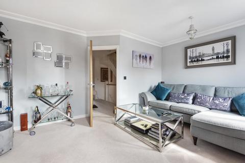 27 Halcyon Close, Oxshott, Leatherhead, KT22 0HA