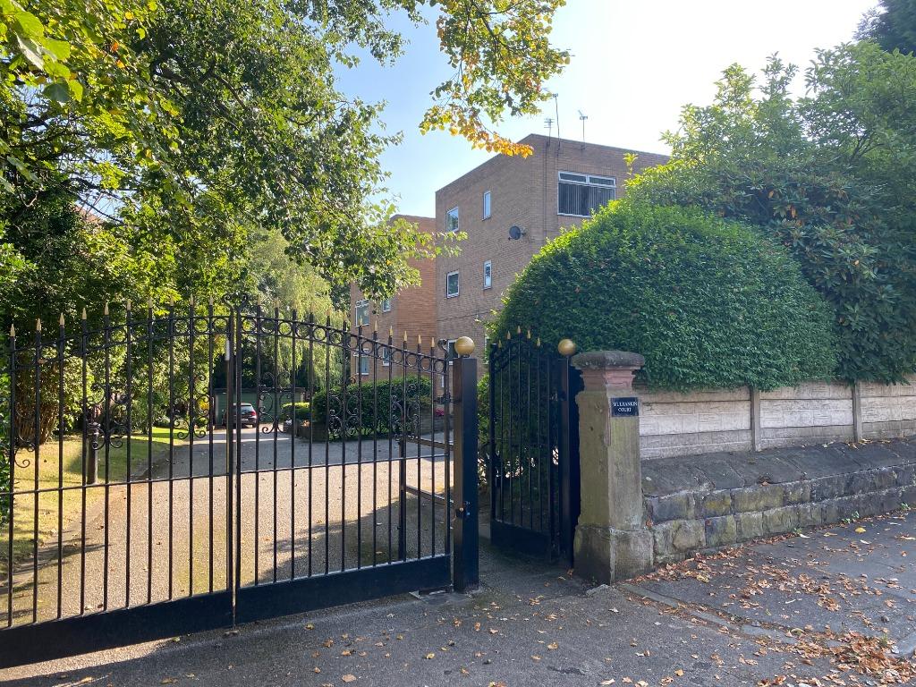 West Oakhill Park, Old Swan, Liverpool, L13 1 bed flat £70,000