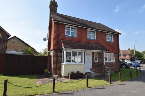 11 Beauchamp Drive, Amesbury, Salisbury, SP4 7TT