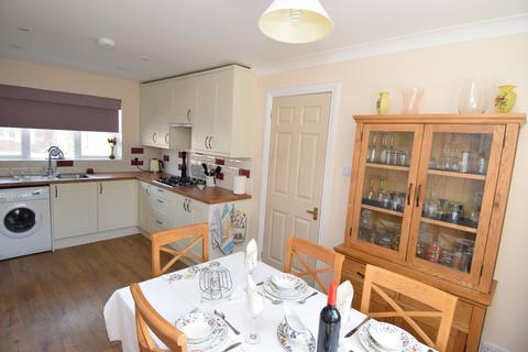 11 Beauchamp Drive, Amesbury, Salisbury, SP4 7TT