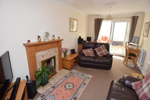 11 Beauchamp Drive, Amesbury, Salisbury, SP4 7TT