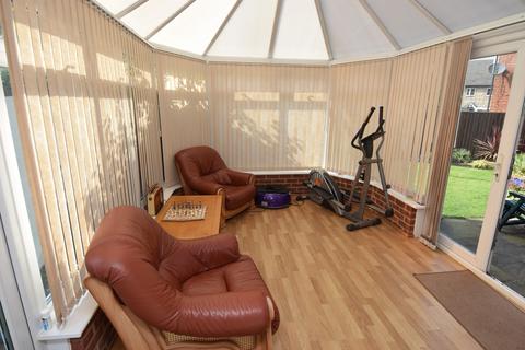 11 Beauchamp Drive, Amesbury, Salisbury, SP4 7TT