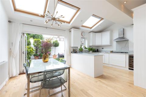 32 Manor Road, Richmond, TW9 1YB