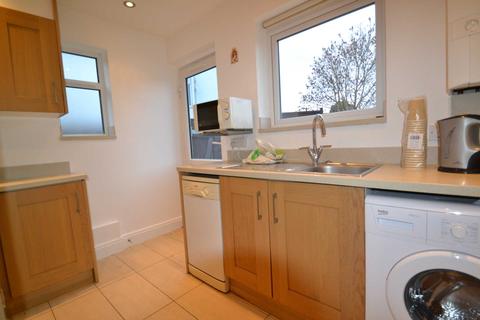 59 Clifton Road, Greenford, UB6 8SP