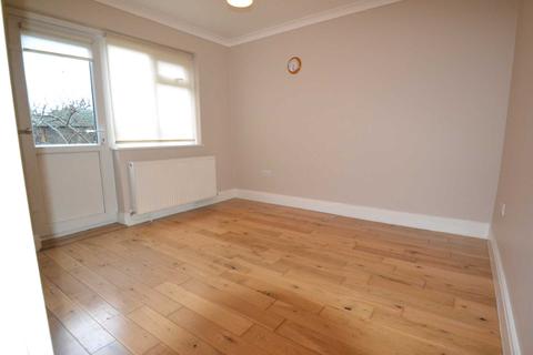 59 Clifton Road, Greenford, UB6 8SP