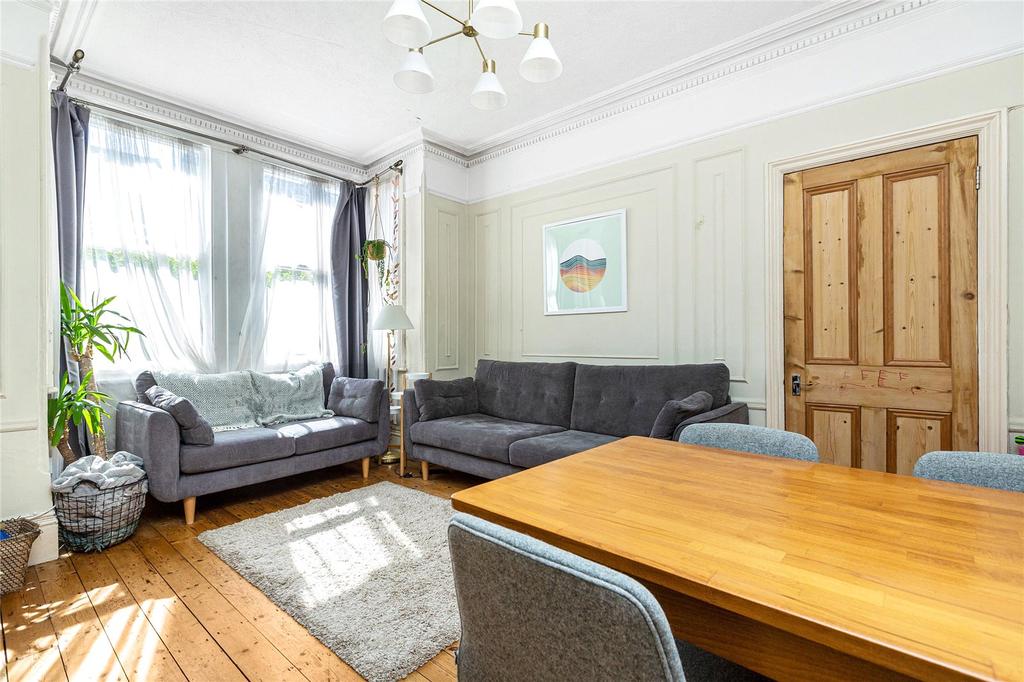 Sudbourne Road, Brixton, London, SW2 2 bed apartment £575,000
