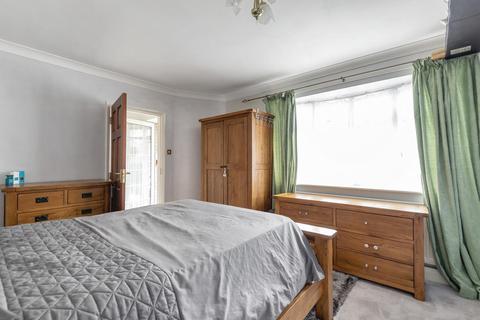 101 Ravensbourne Avenue, Bromley, BR2 0AZ