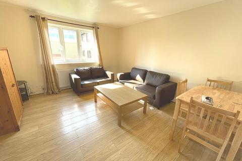 2 bedroom flat to rent, Pempath Place, Wembley HA9