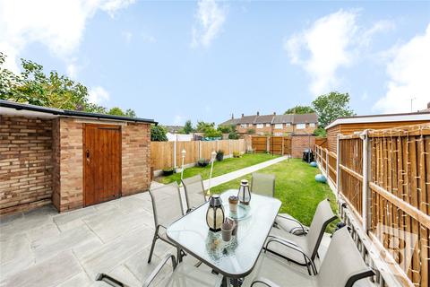 16 Clay Hill Road, Basildon, SS16 5DX