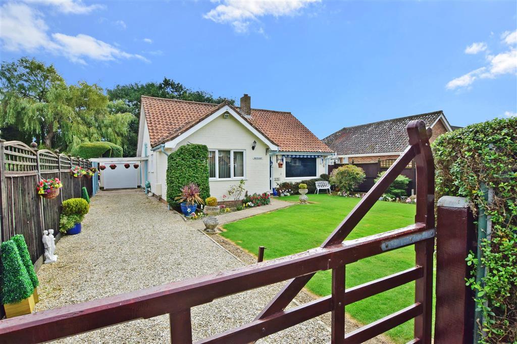 Crooked Lane, Birdham, Chichester... 2 bed detached bungalow £550,000