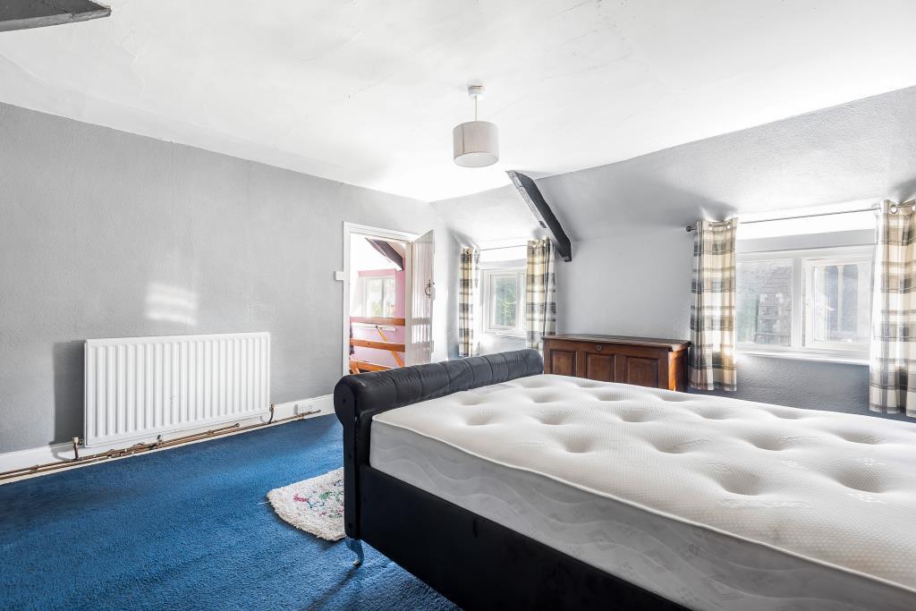 Second bedroom