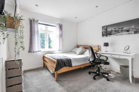 31 Oliver Road, Ascot, SL5 9DN