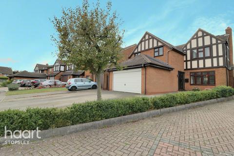 5 Warminster Close, Luton, LU2 8UJ