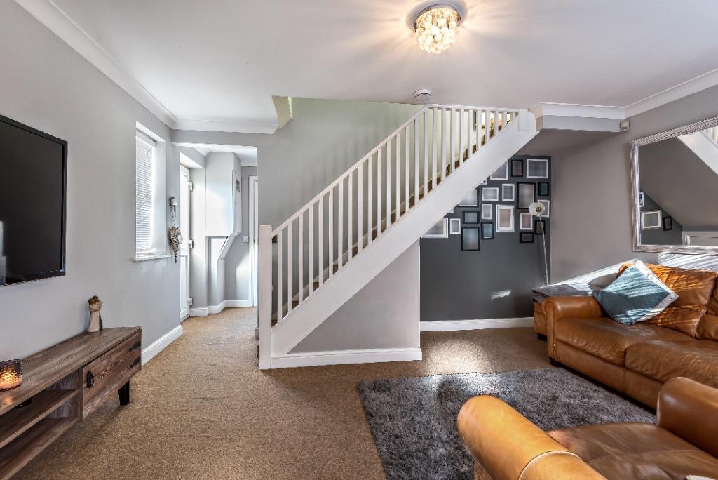 Ockwells Road, Maidenhead, SL6 3 bed semidetached house £475,000