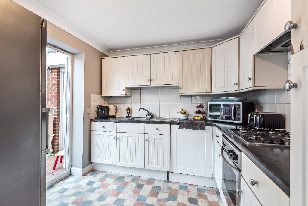 Ockwells Road, Maidenhead, SL6 3 bed semidetached house £475,000