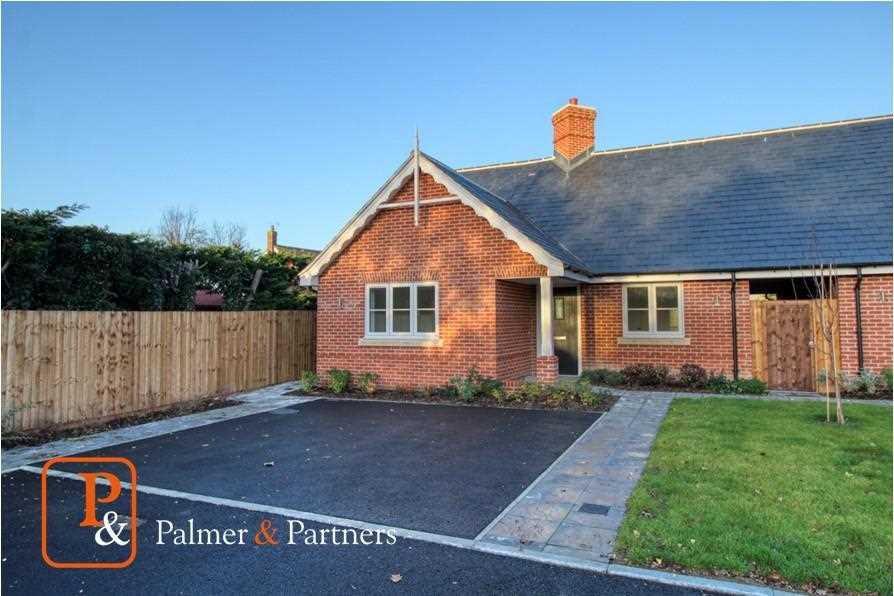 Anchor Close, Upper Street, Stratford St Mary, Colchester CO7 3 bed bungalow £430,000