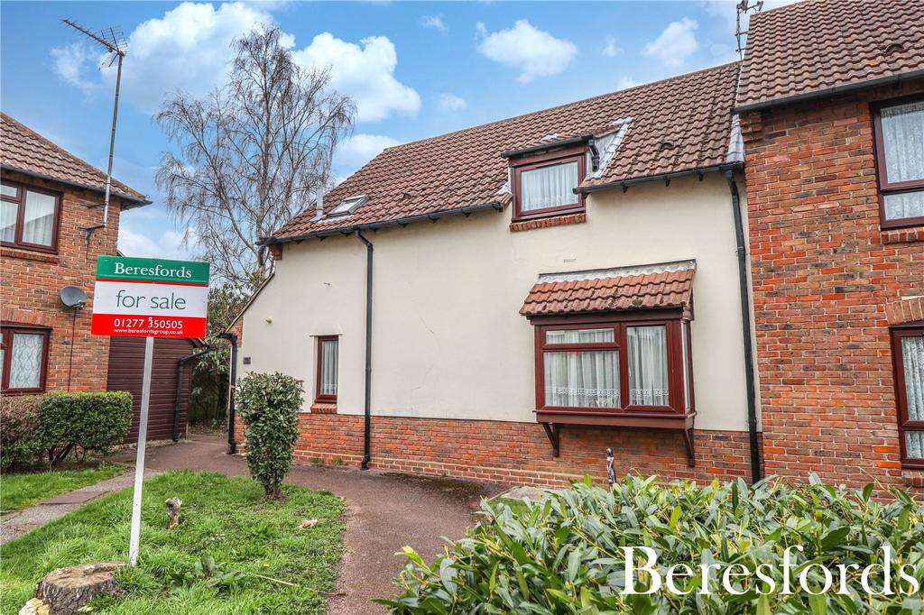 Mellor Close, Ingatestone, CM4 3 bed end of terrace house £450,000
