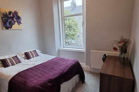 4 bedroom apartment to rent, Orchard Street, Aberdeen AB24