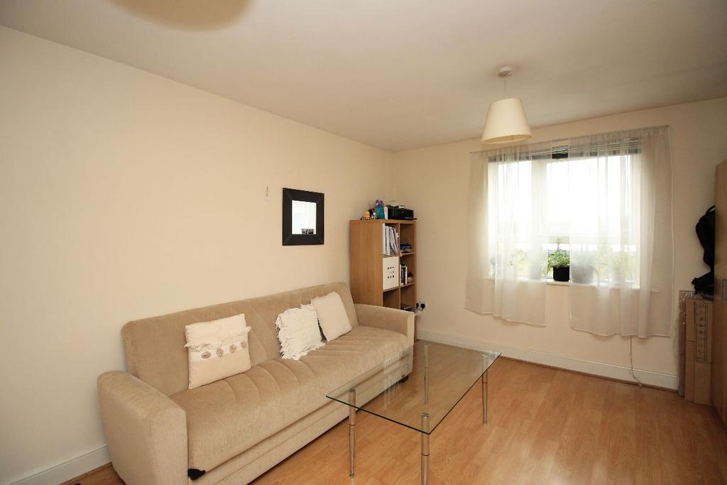 Wealden House, Capulet Square, BromleybyBow E3 1 bed apartment £